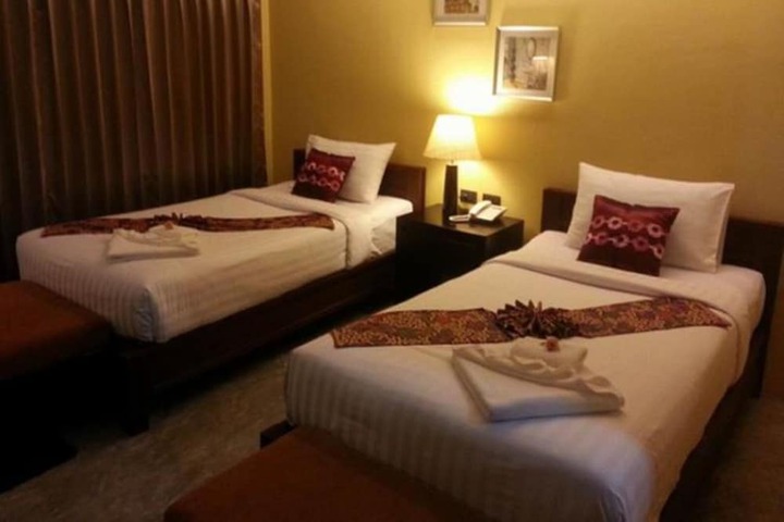 Room 73 of 124