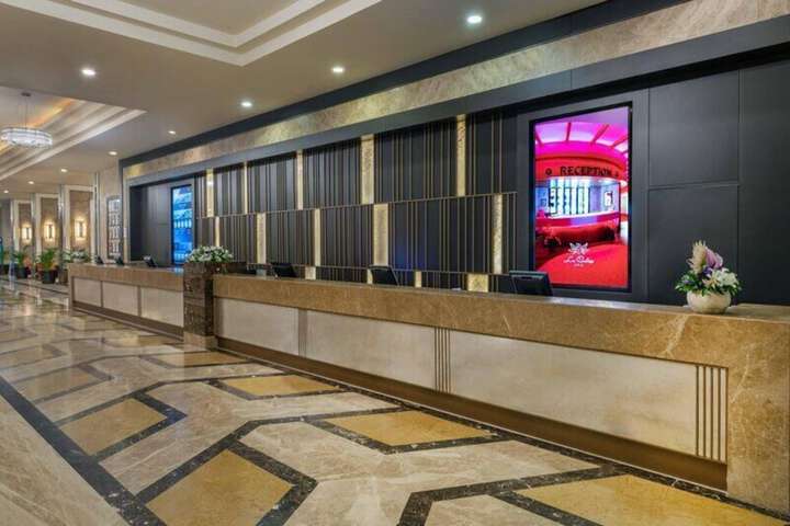 Guest Lobby