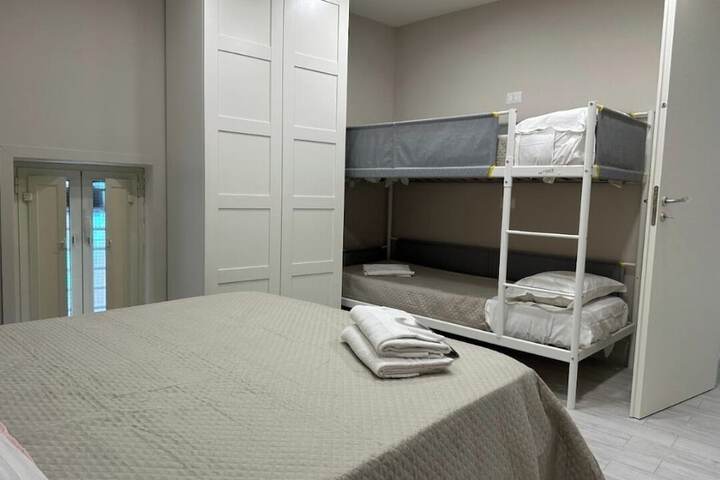 Room 9 of 60