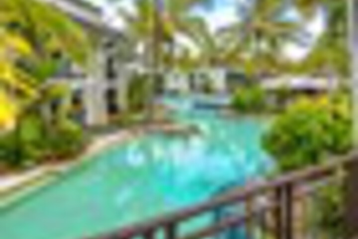Pool 14 of 24