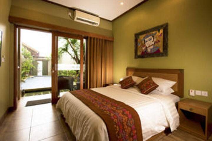 Room 3 of 15