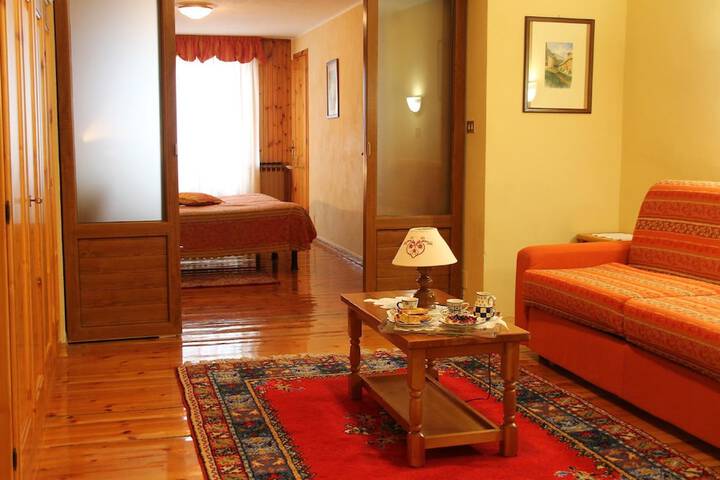 Room 6 of 27