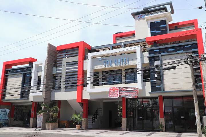 Hotel 76 of 77
