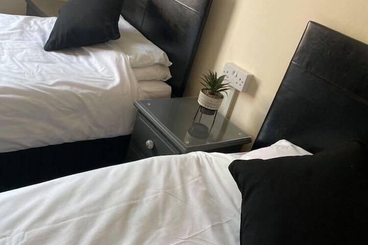 Room 12 of 46