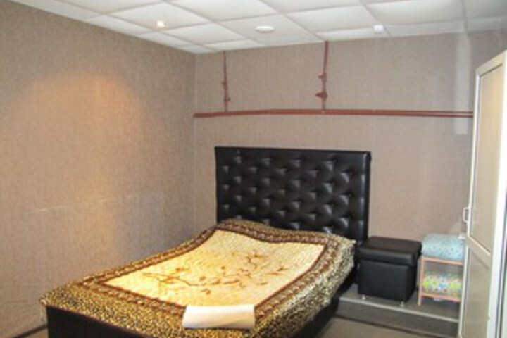 Room 11 of 23