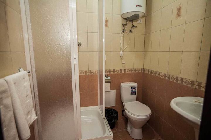 Room 15 of 23