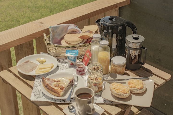 Breakfast/Coffee Service 62 of 87