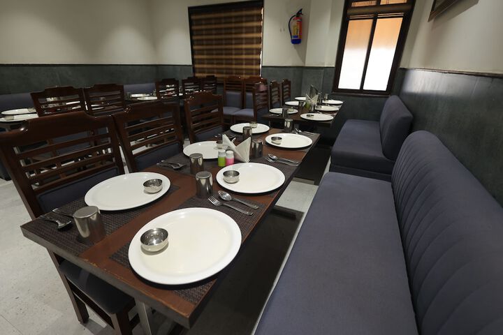 Dining 109 of 136