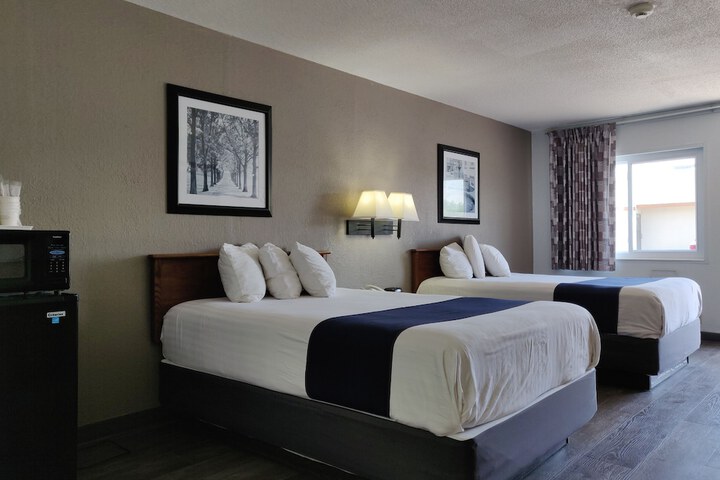 Deluxe 2 Double Beds (6 of 24)