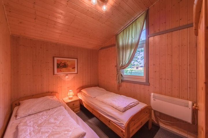 Room 5 of 36