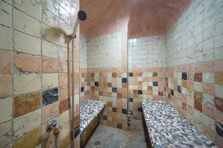 Spa 53 of 69