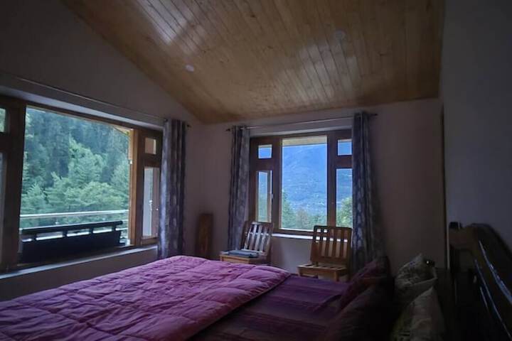 Room 3 of 19