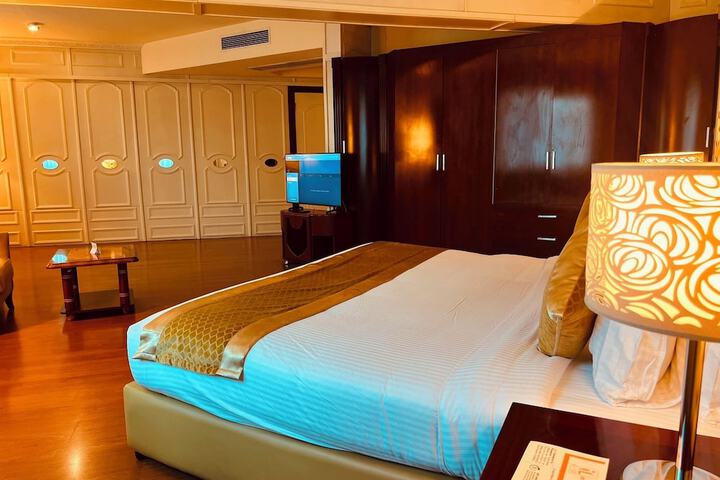 Room 35 of 116
