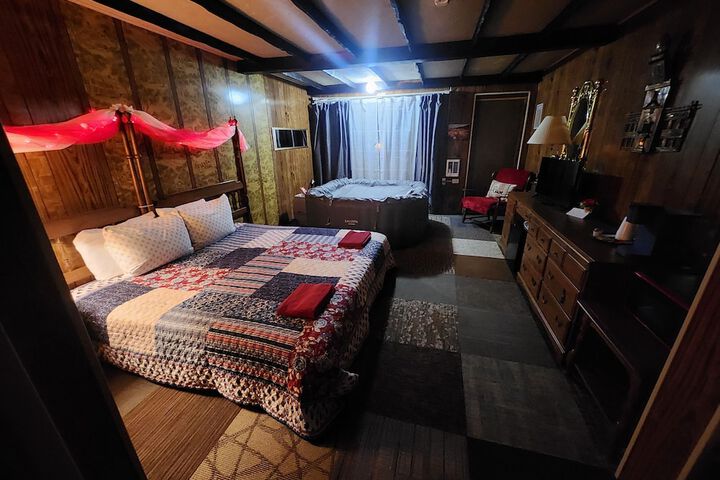 2 Double Beds (13 of 28)