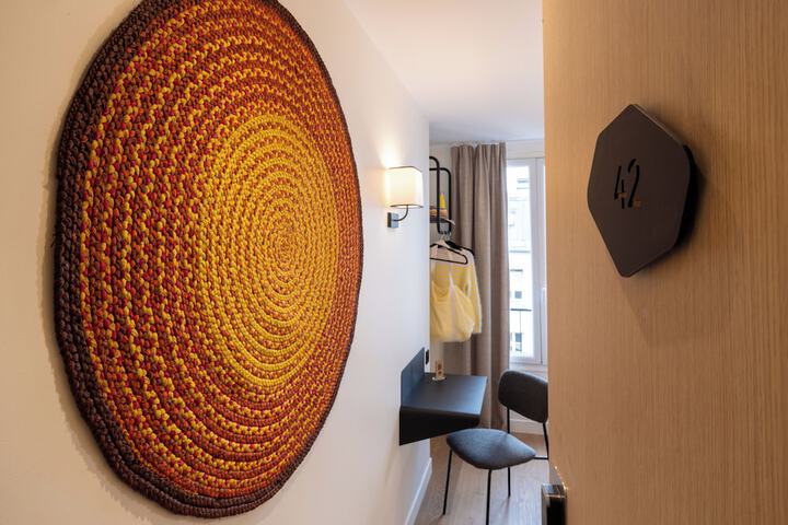Room 5 of 29