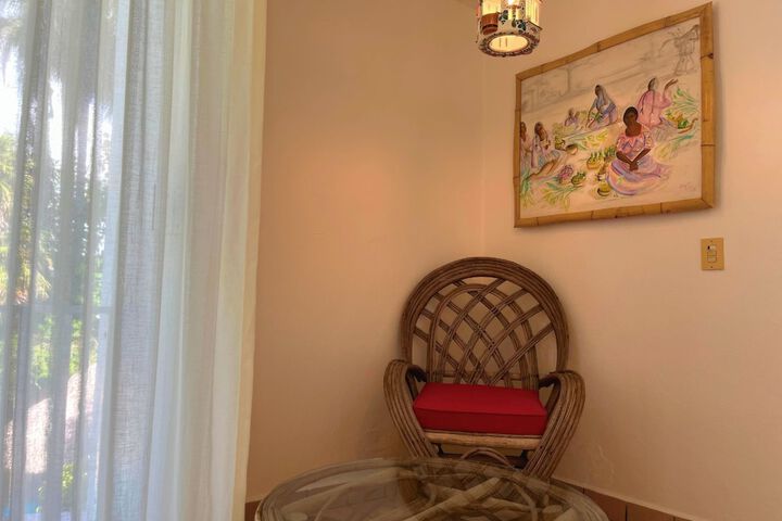 Room 10 of 35