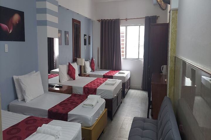 Room 28 of 36