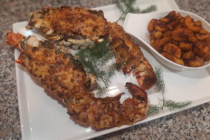 Dining 27 of 67