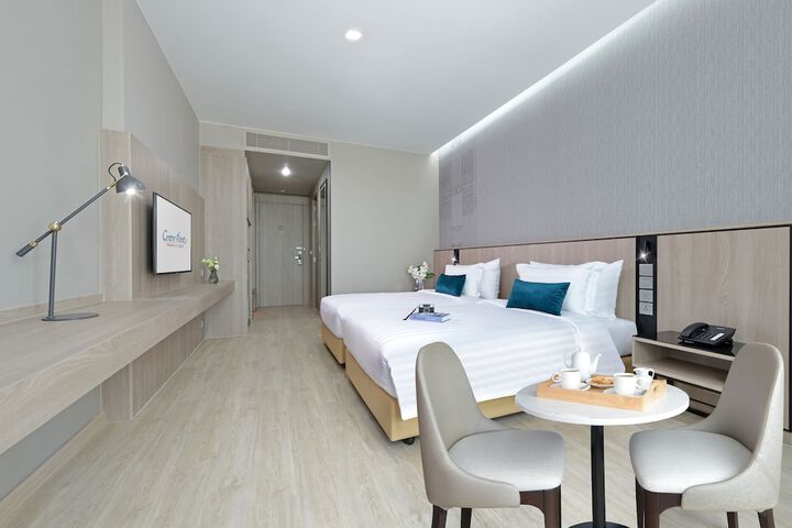 Room 10 of 49