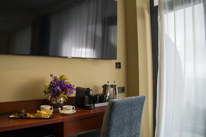 Room 22 of 101