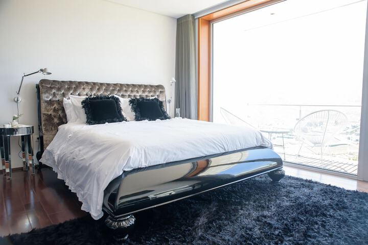 Room 10 of 66