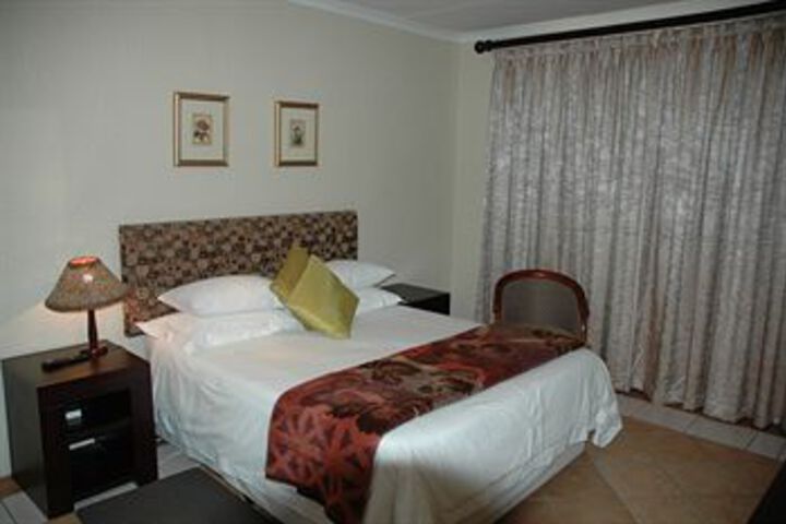 Room 8 of 20