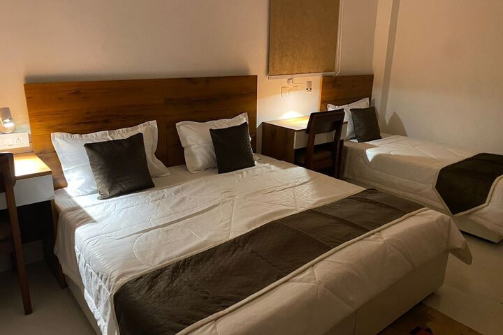Room 10 of 75