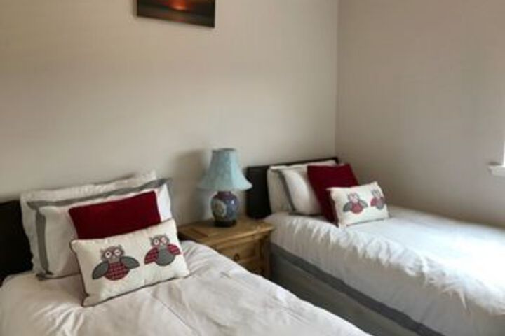 Room 13 of 22