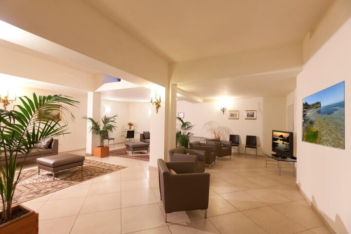 Hotel Interior 3 of 47