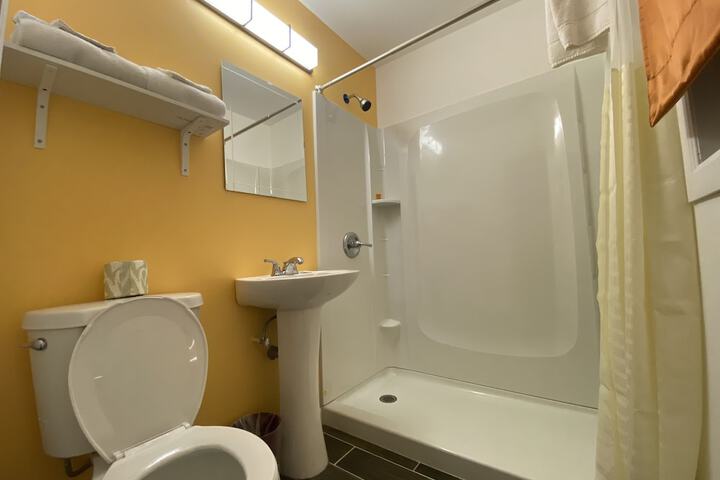 Room 2 of 9