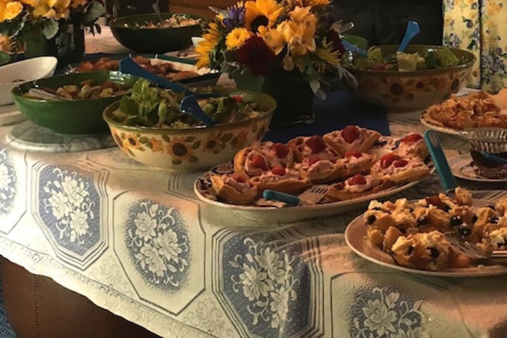 Dining 40 of 78