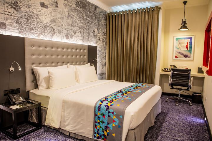 Room 20 of 106
