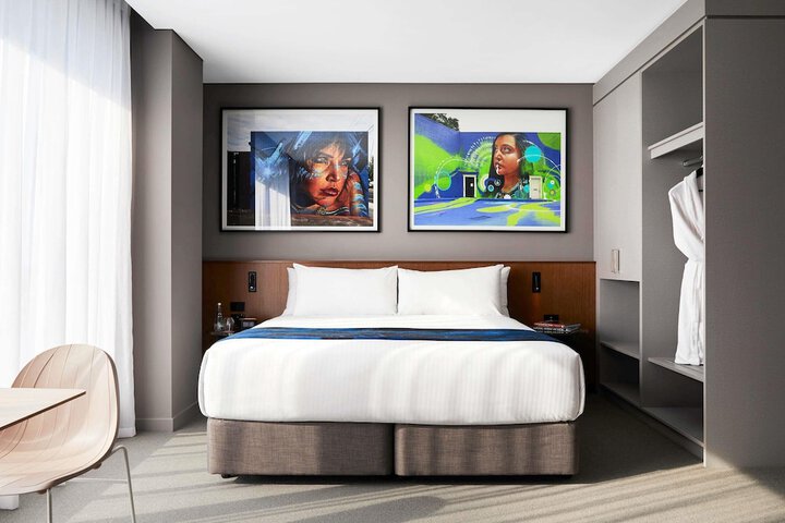 Room 21 of 98