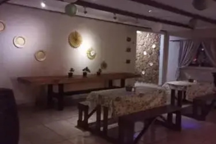 Dining 11 of 11