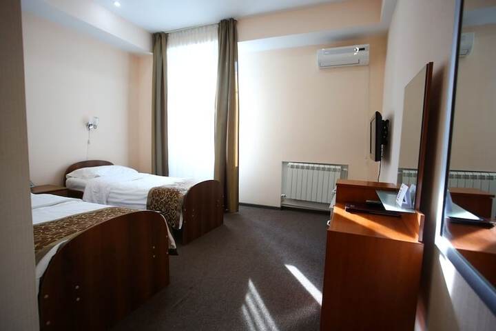 Room 18 of 26