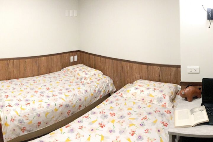 Room 21 of 81