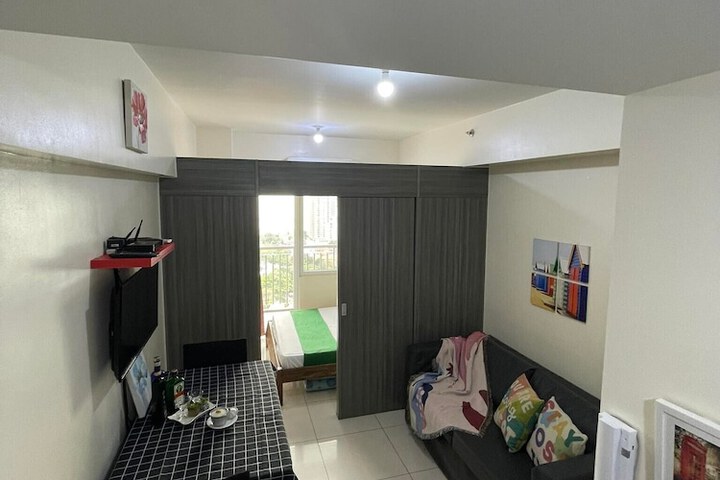 Room 163 of 216
