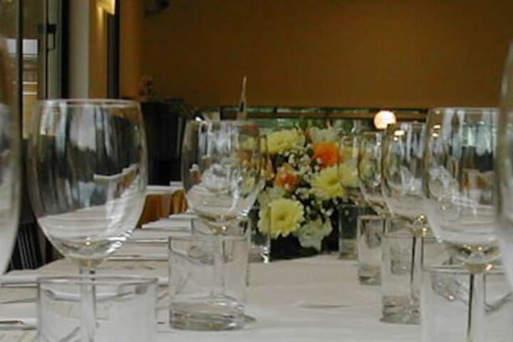 Dining 23 of 45