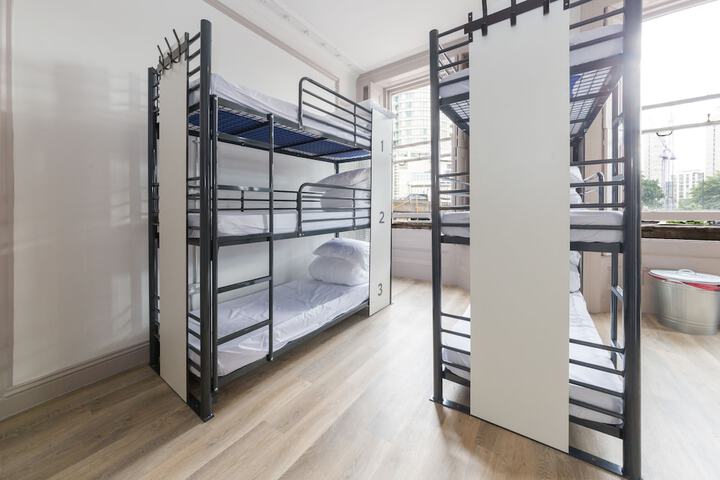 Room 10 of 36