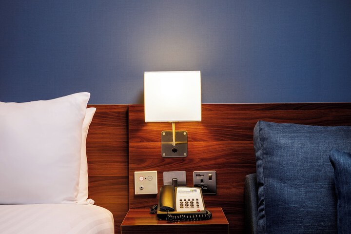 Room 4 of 44