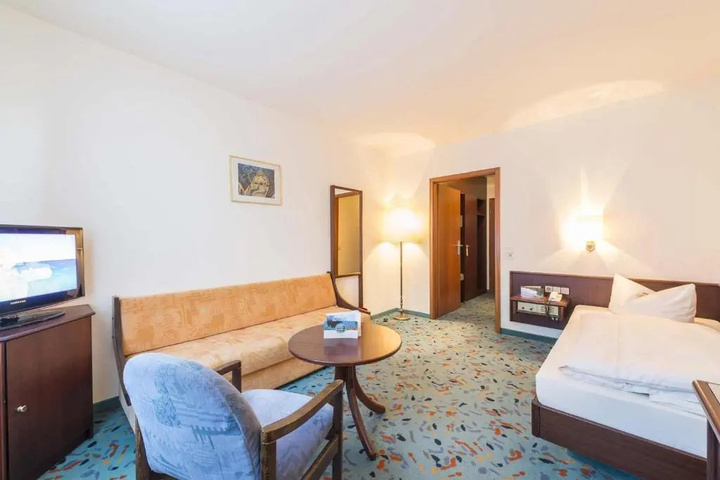 guest_rooms