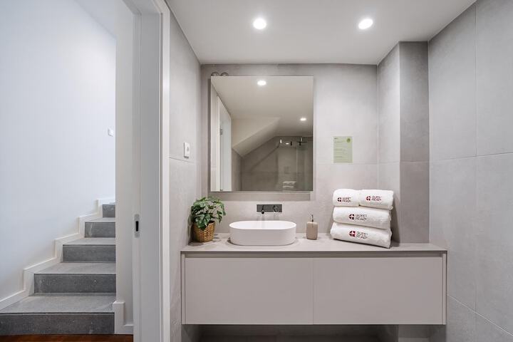 Room 20 of 32