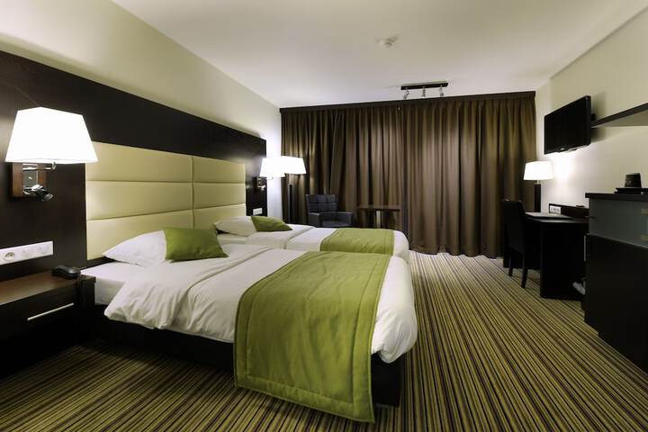 Room 15 of 70
