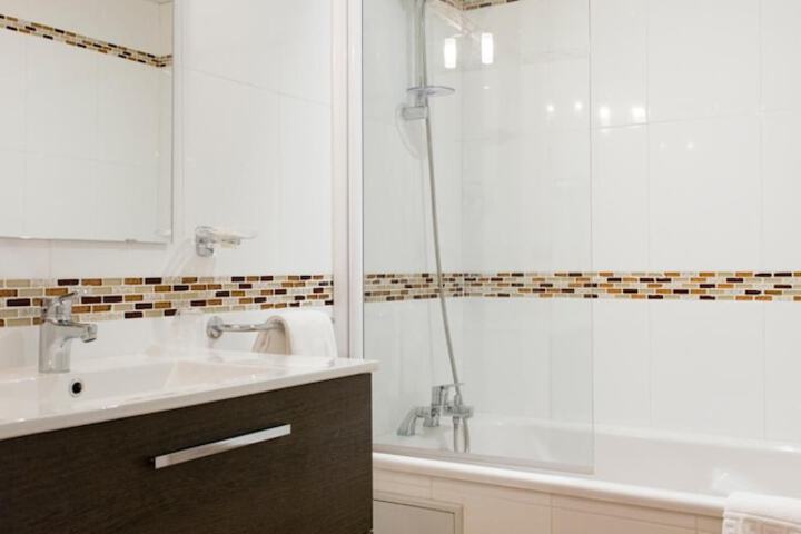Bath Photo