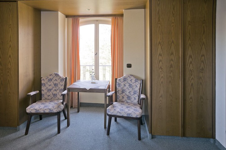 Room 40 of 66