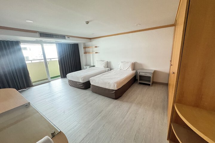 Room 17 of 67