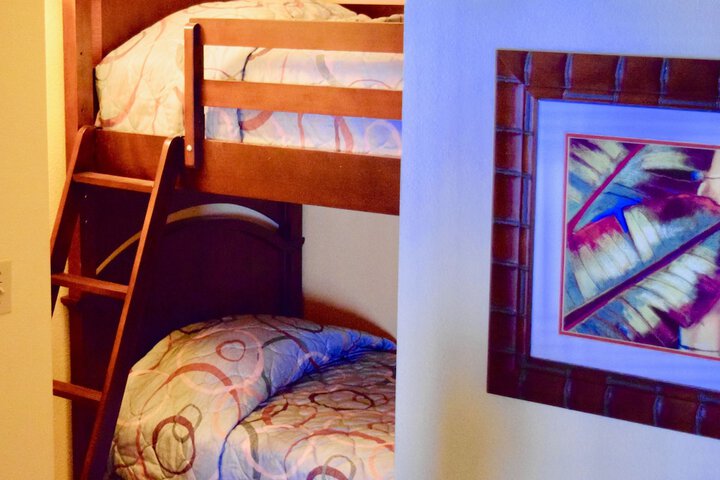 Room 6 of 45