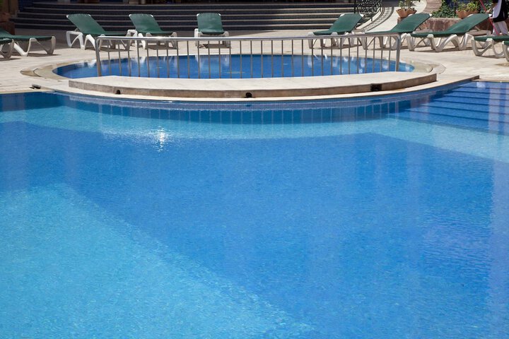 Pools & Facilities