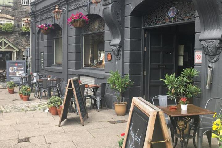 Kings Arms Hotel