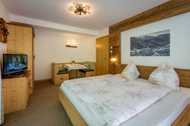 Room 14 of 71